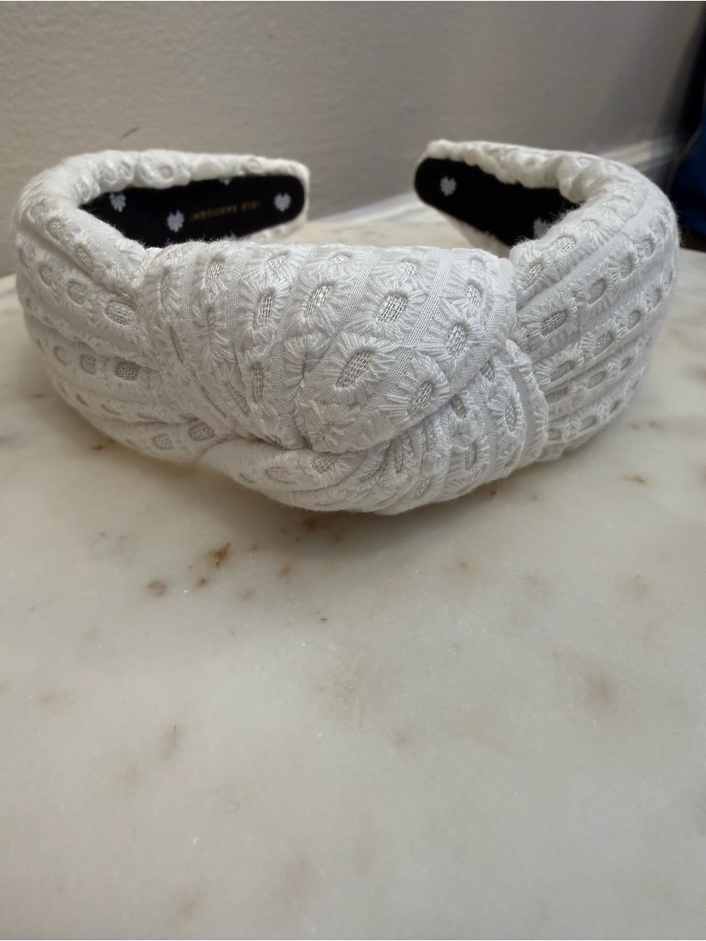 Lele Sadoughi  Eyelet White Knotted Lace Headband